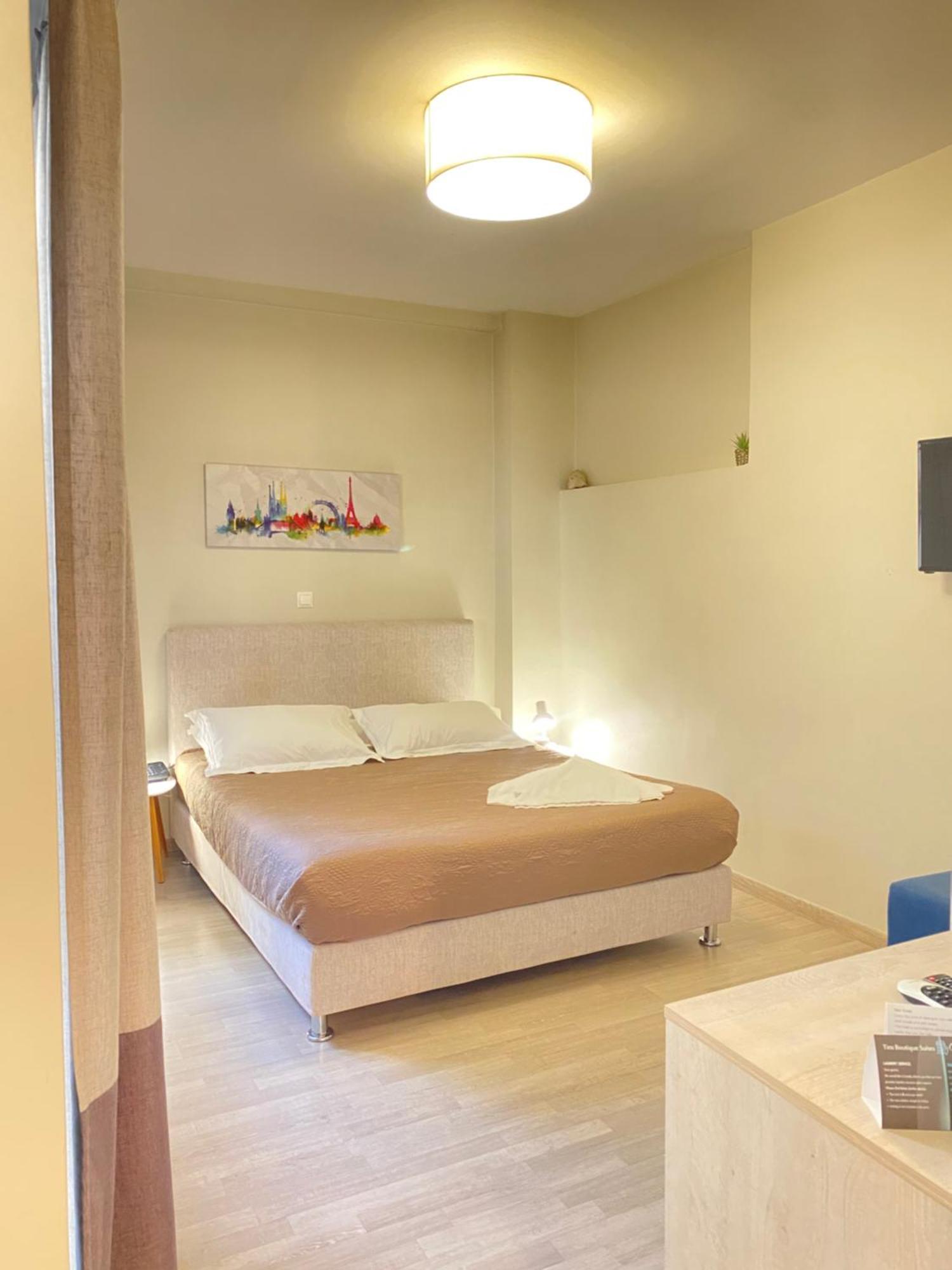 Double Room,1584751334:JPEG